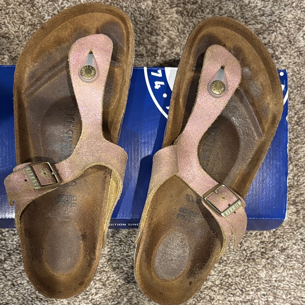 Birkenstock Women's Gizeh Iridescent Rose Sandals